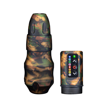 FK Irons EXO tatoveringsmaskin - trådløs Shadow Camo - RCA Bolt + 2x Power Bolts - 4 mm Slag